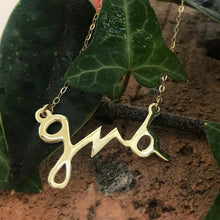 Load image into Gallery viewer, 9 Carat Gold Grá Love Irish Language Necklace