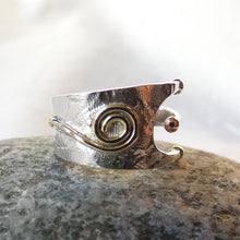 Load image into Gallery viewer, Bean Rí Ring, Sterling Silver Queen Ring, Queen Maeve Jewellery, Celtic Folklore Goddess, Silver Feminist Ring