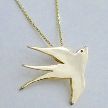 Load image into Gallery viewer, 10 Carat Gold Swallow Ór Pendant, Solid Gold Bird Pendant, Gift for Bird Watcher, Nature Jewellery, Summer Jewelry, Celtic Amulet, Druid Jewelry