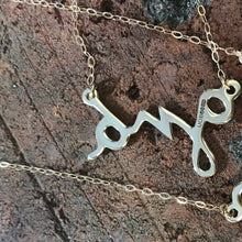 Load image into Gallery viewer, 9 Carat Gold Grá Love Irish Language Necklace