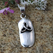 Load image into Gallery viewer, Megalith Medium Silver Trinity Knot Pendant