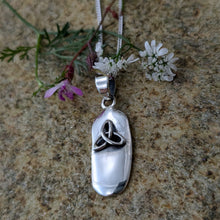 Load image into Gallery viewer, Megalith Medium Silver Trinity Knot Pendant