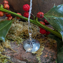 Load image into Gallery viewer, Trinity Knot Silver Pendant