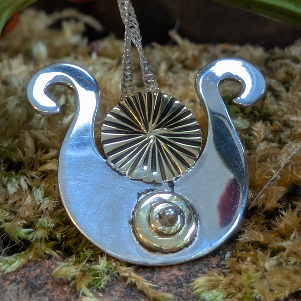 Solar Boat Pendant