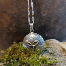 Load image into Gallery viewer, Trinity Knot Brass Dome