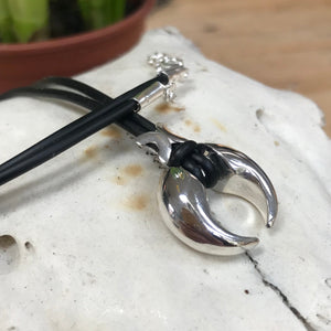 Cattle Raid Horns Pendant, Sterling Silver Bull Horns Necklace, Celtic Mythology Pendant, Cattle Raid of Cooley, Animal Lover Gift, Cow Necklace
