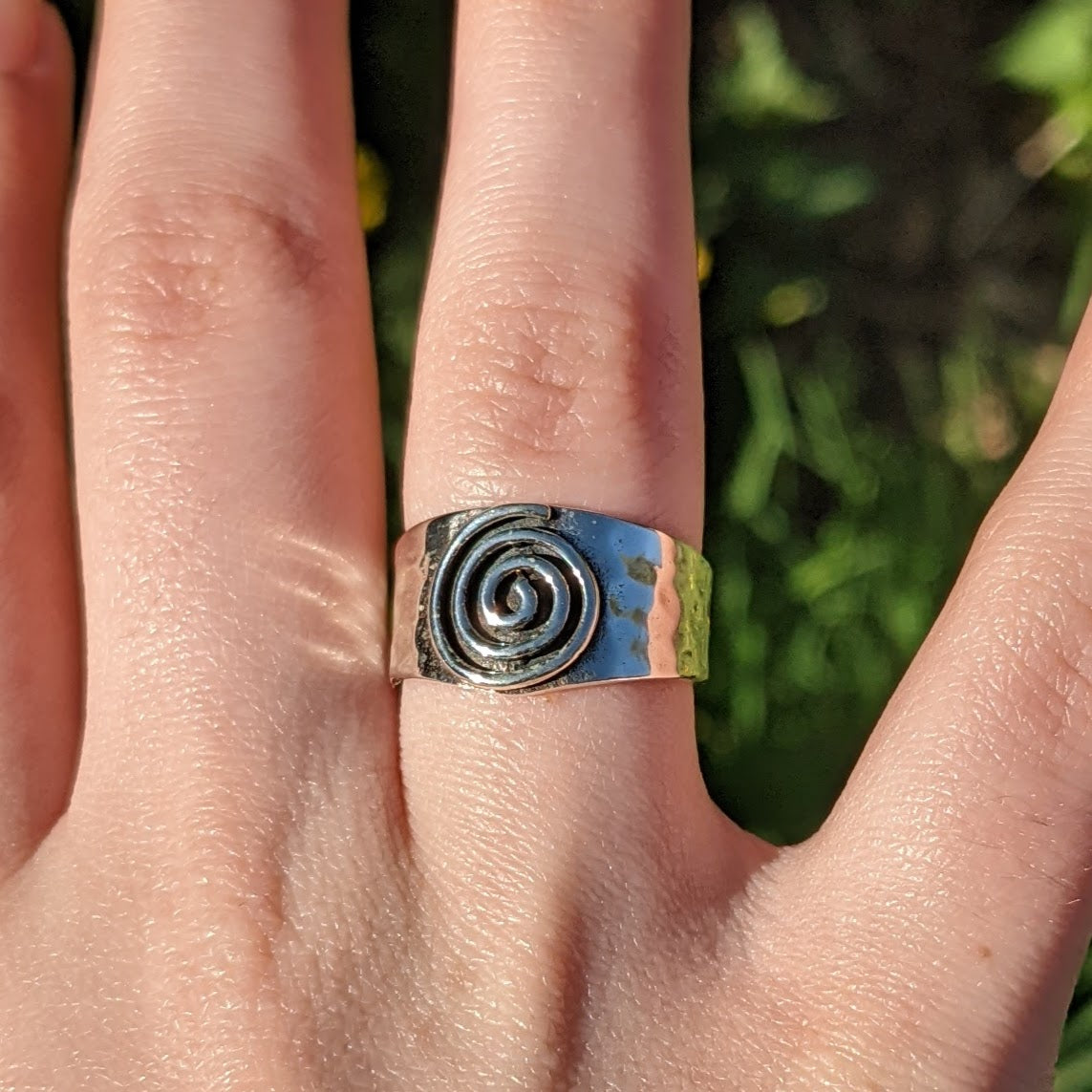 Amazon.com: Spiral Eye Wave Good Luck Boho Chic Ring New 925 Sterling Silver  Band Size 5: Clothing, Shoes & Jewelry